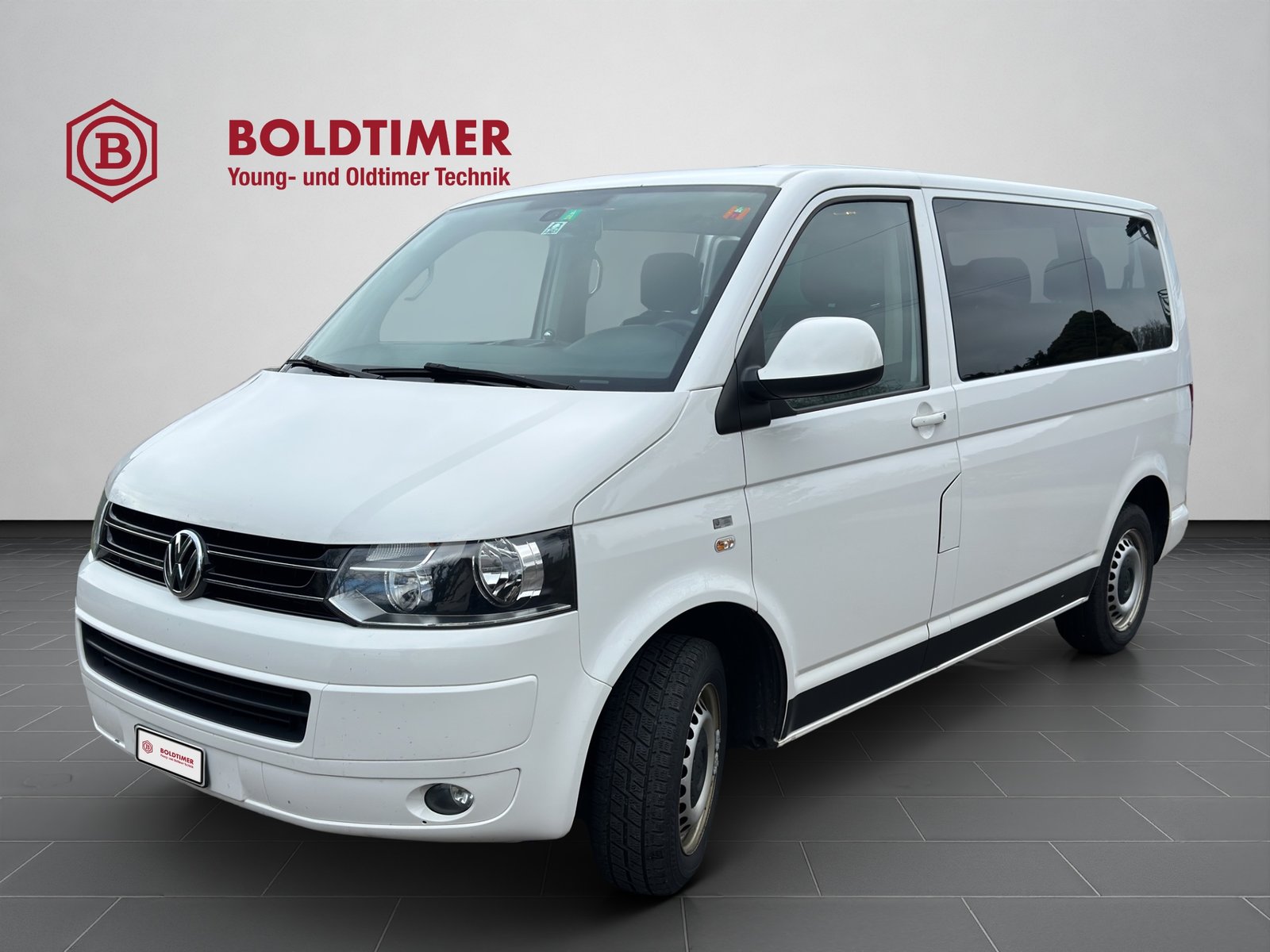 VW T5 Caravelle Trendline 2.0 TDI CR DSG, Diesel, Occasion / Gebraucht, Automatik - 2