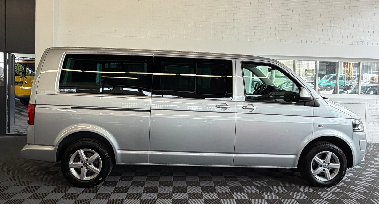 VW T5 Caravelle Comfortline LR LANG 2.0 TDI CR DSG 150 PS *, Diesel, Occasion / Gebraucht, Automatik - 2