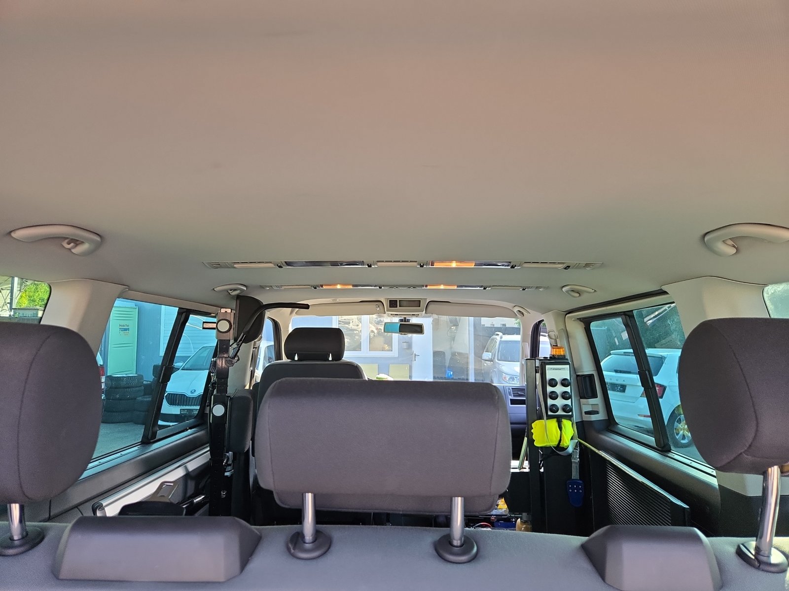 VW T5 Multivan 2.0 TDI CR Startline DSG, Diesel, Occasion / Utilisé, Automatique - 4