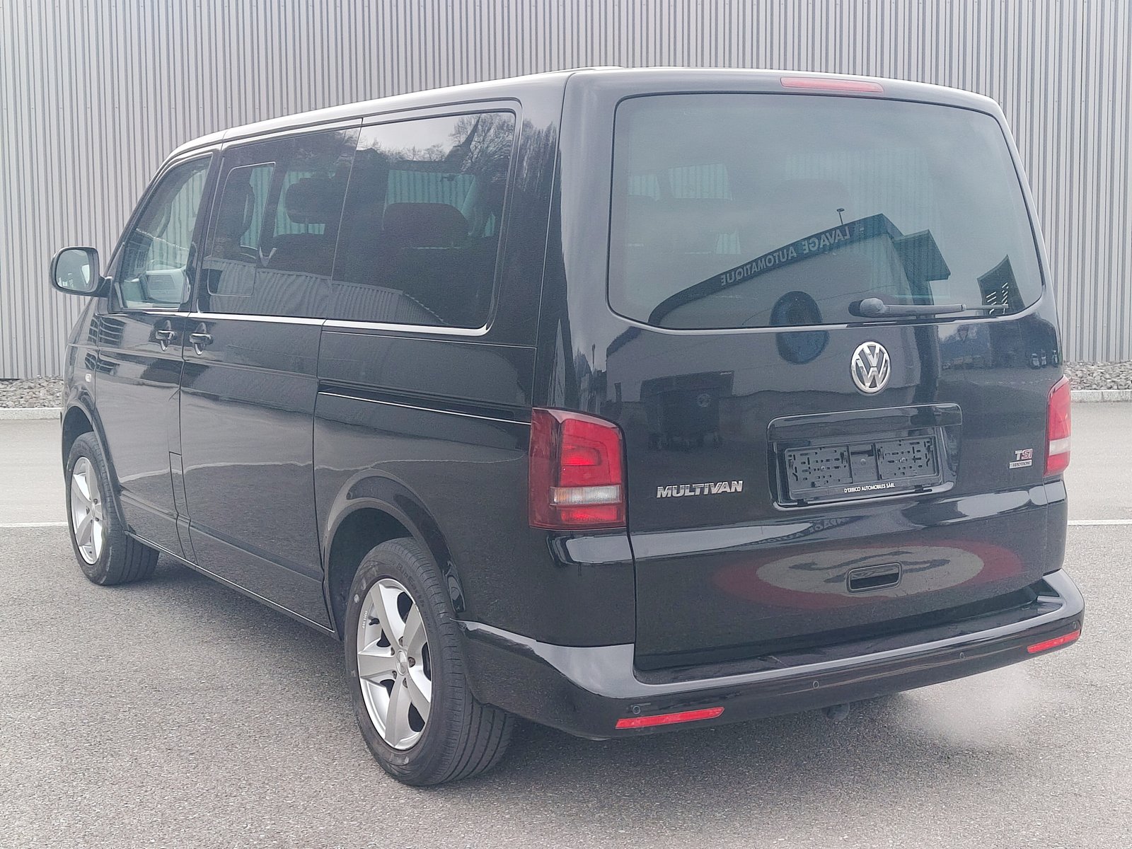 VW T5 Multivan 2.0 TSI Comfortline Life 4Motion DSG, Benzin, Occasion / Gebraucht, Automatik - 3