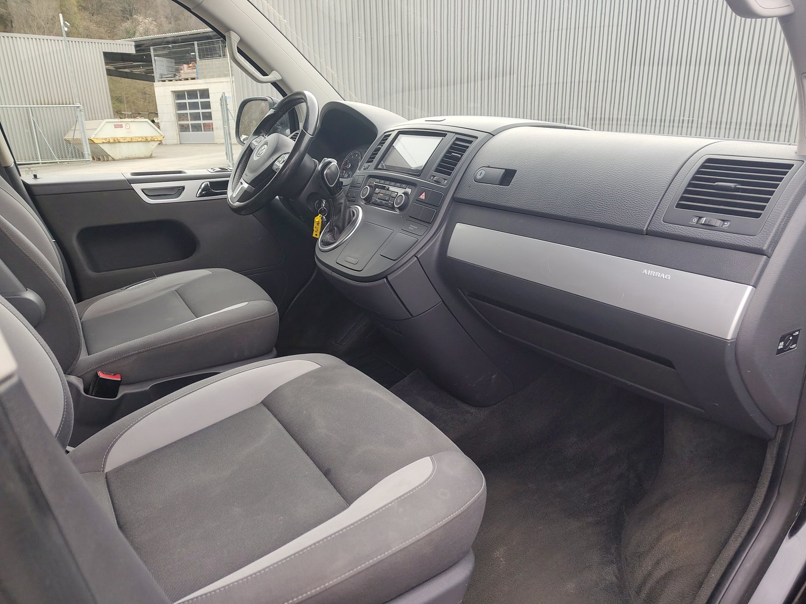 VW T5 Multivan 2.0 TSI Comfortline Life 4Motion DSG, Benzin, Occasion / Gebraucht, Automatik - 7