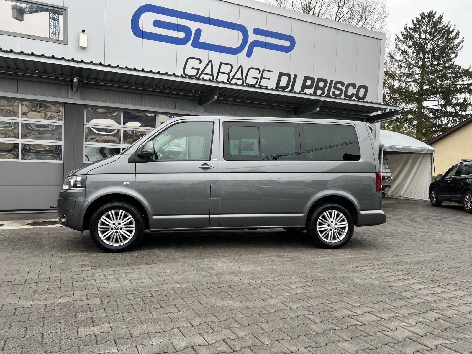 VW T5 Multivan 2.0 TDI CR Family Cup DSG, Diesel, Occasion / Utilisé, Automatique - 2