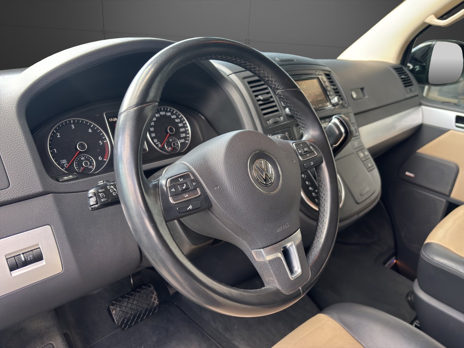 VW T5 Multivan 2.0 Bi-TDI CR Business 4Motion DSG, Diesel, Occasion / Utilisé, Automatique - 5