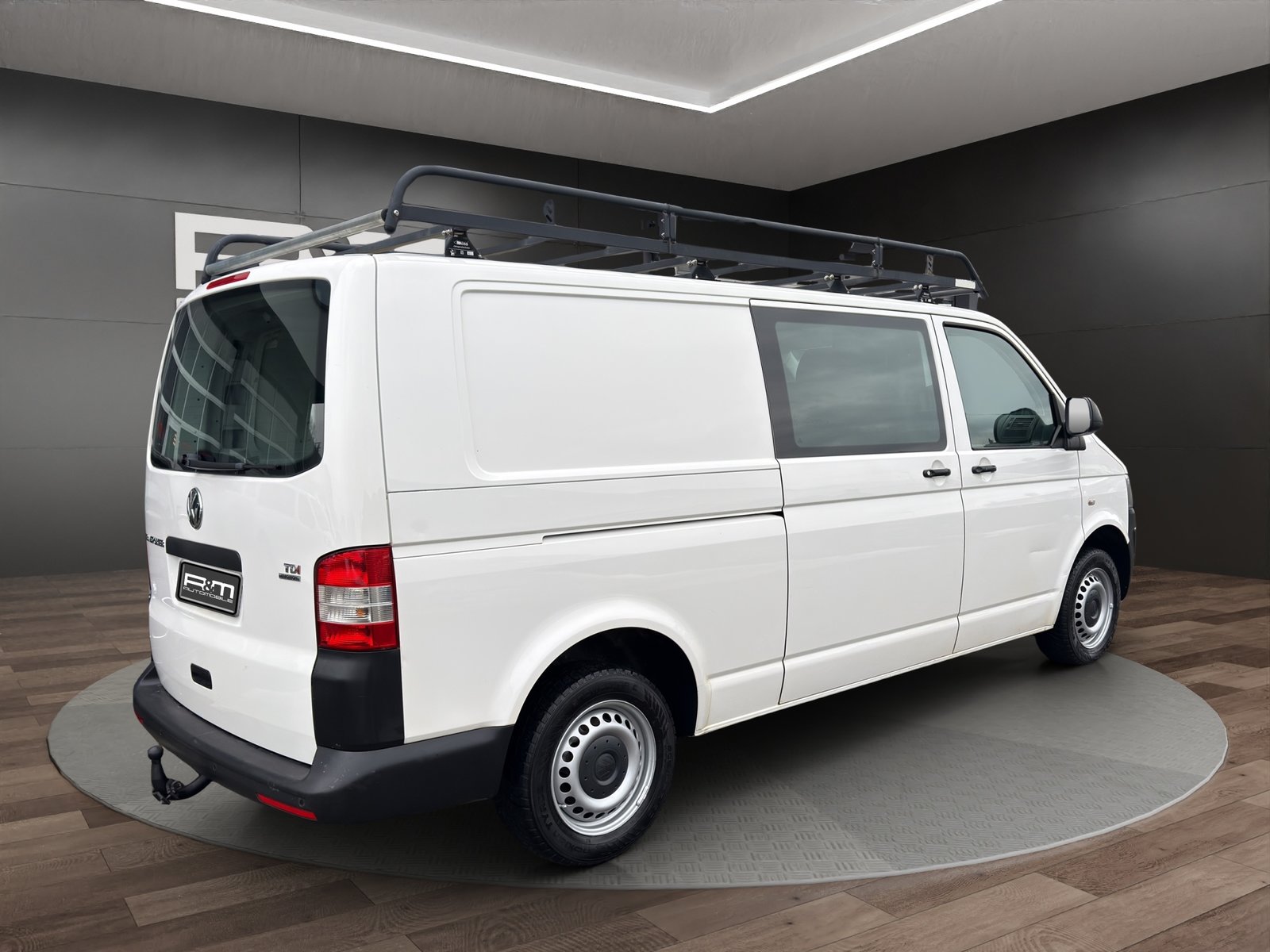 VW T5 2.0 TDI 4Motion, Diesel, Second hand / Used, Manual - 4