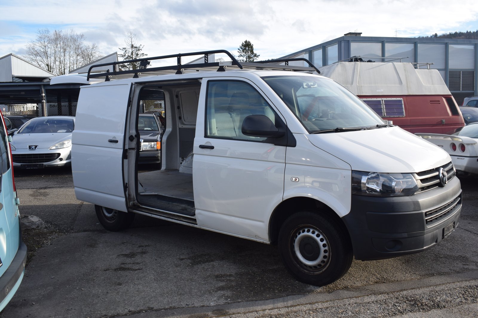 VW T5 2.0 TDI, Diesel, Second hand / Used, Manual - 5