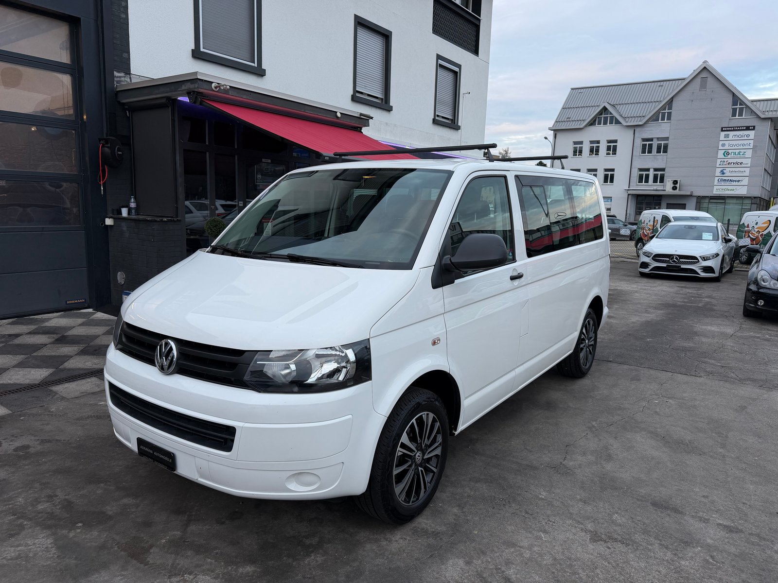 VW T5 2.0 TDI BMT 9Plätze, Diesel, Second hand / Used, Manual - 4
