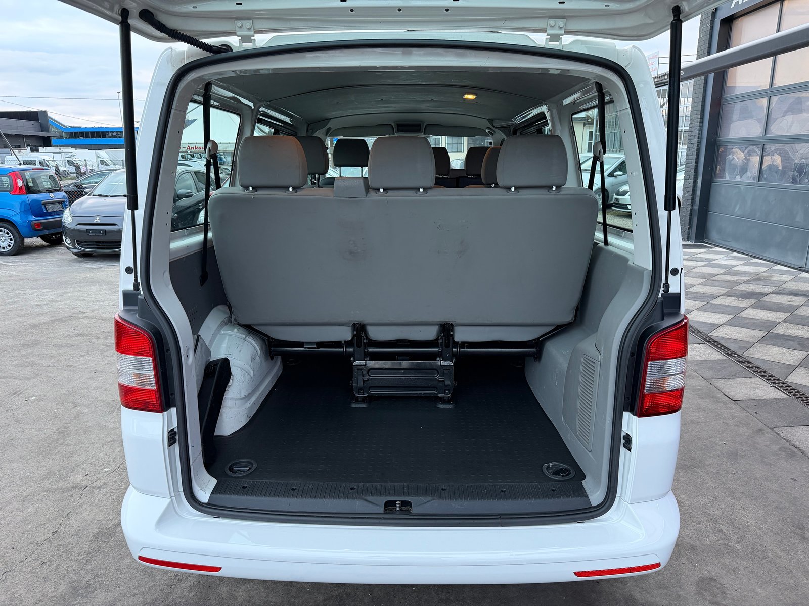 VW T5 2.0 TDI BMT 9Plätze, Diesel, Second hand / Used, Manual - 7