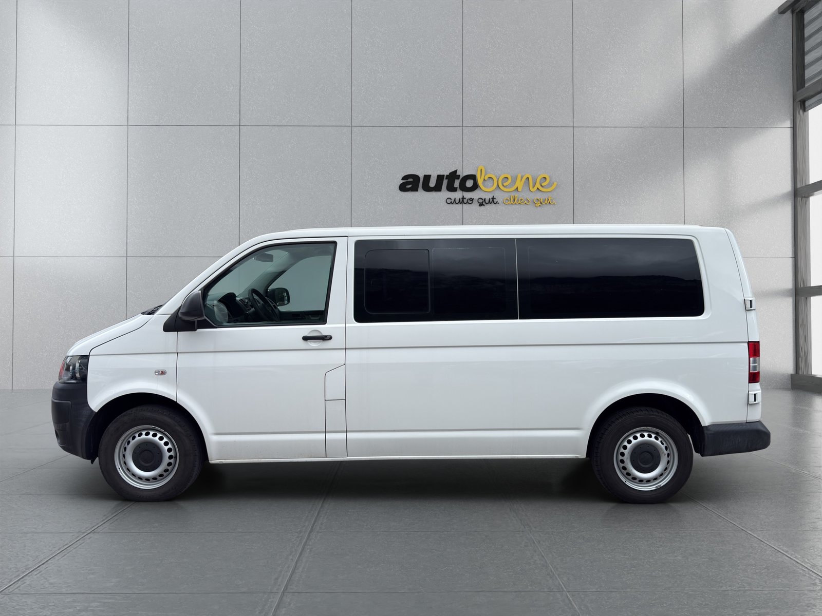 VW T5 2.0 TDI 4x4 langer Radstand 9-Plätzer, Diesel, Occasioni / Usate, Manuale - 4
