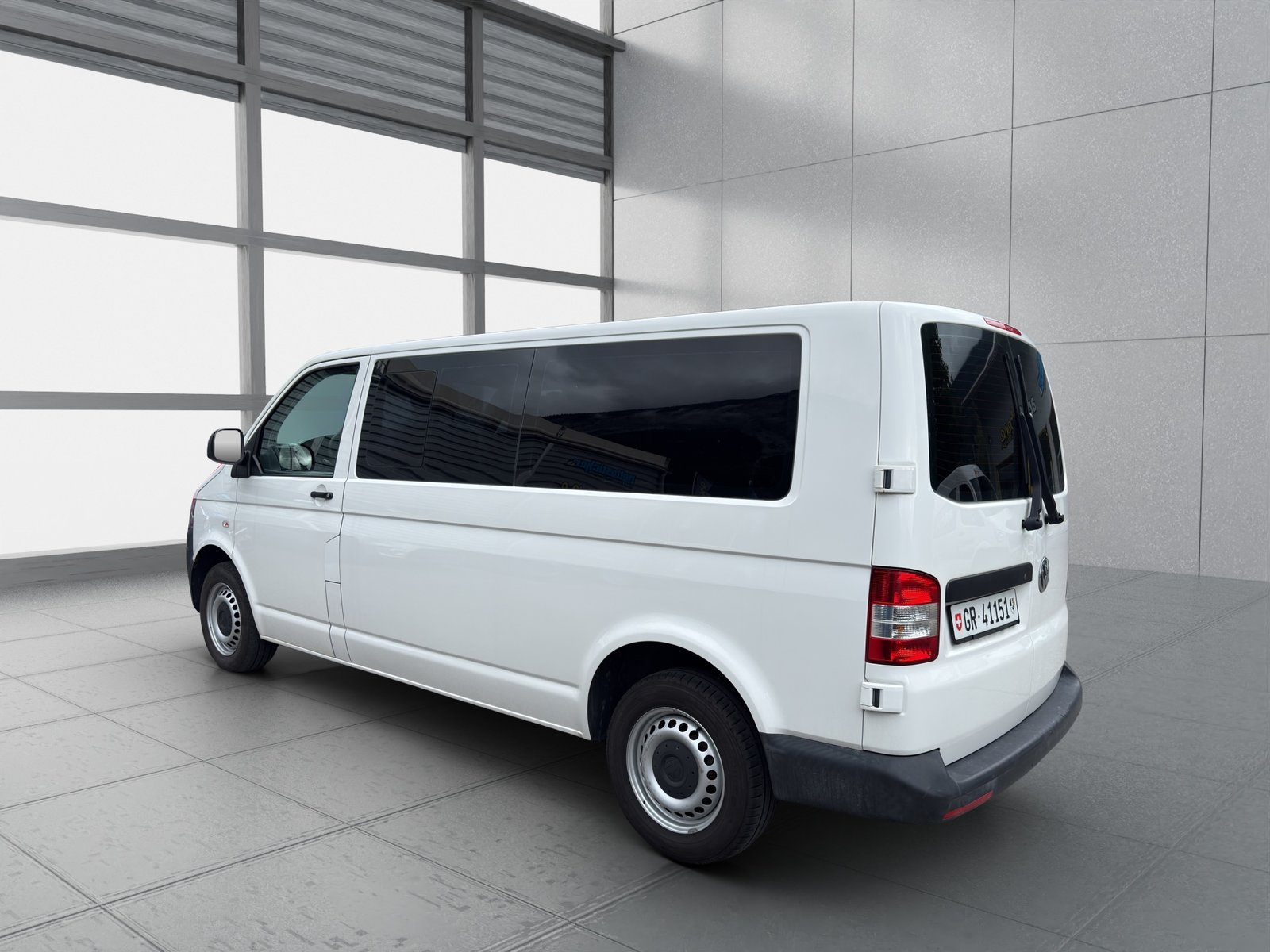 VW T5 2.0 TDI 4x4 langer Radstand 9-Plätzer, Diesel, Occasioni / Usate, Manuale - 5