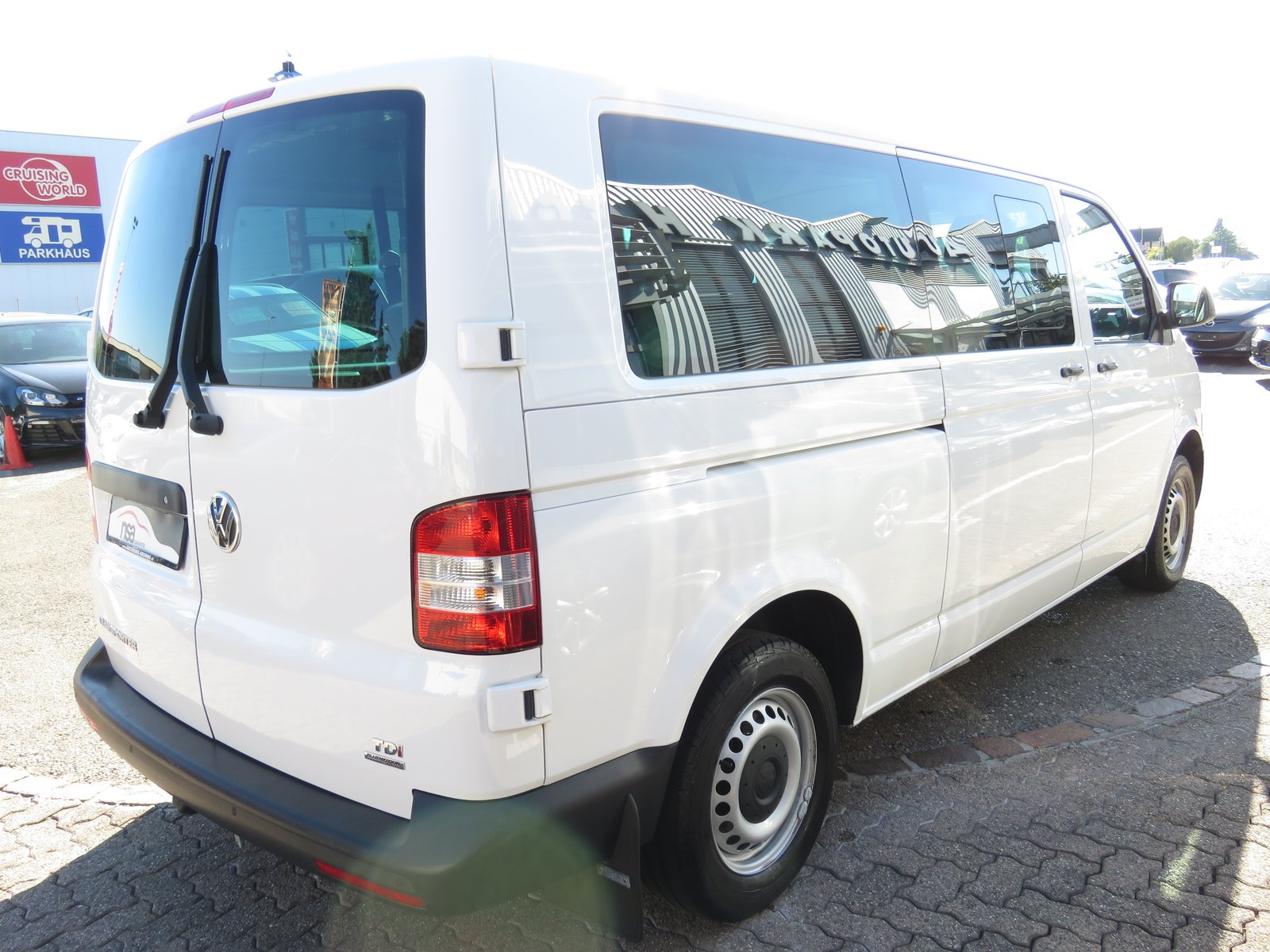 VW T5 2.0 TDI BMT DSG, Diesel, Second hand / Used, Automatic - 4