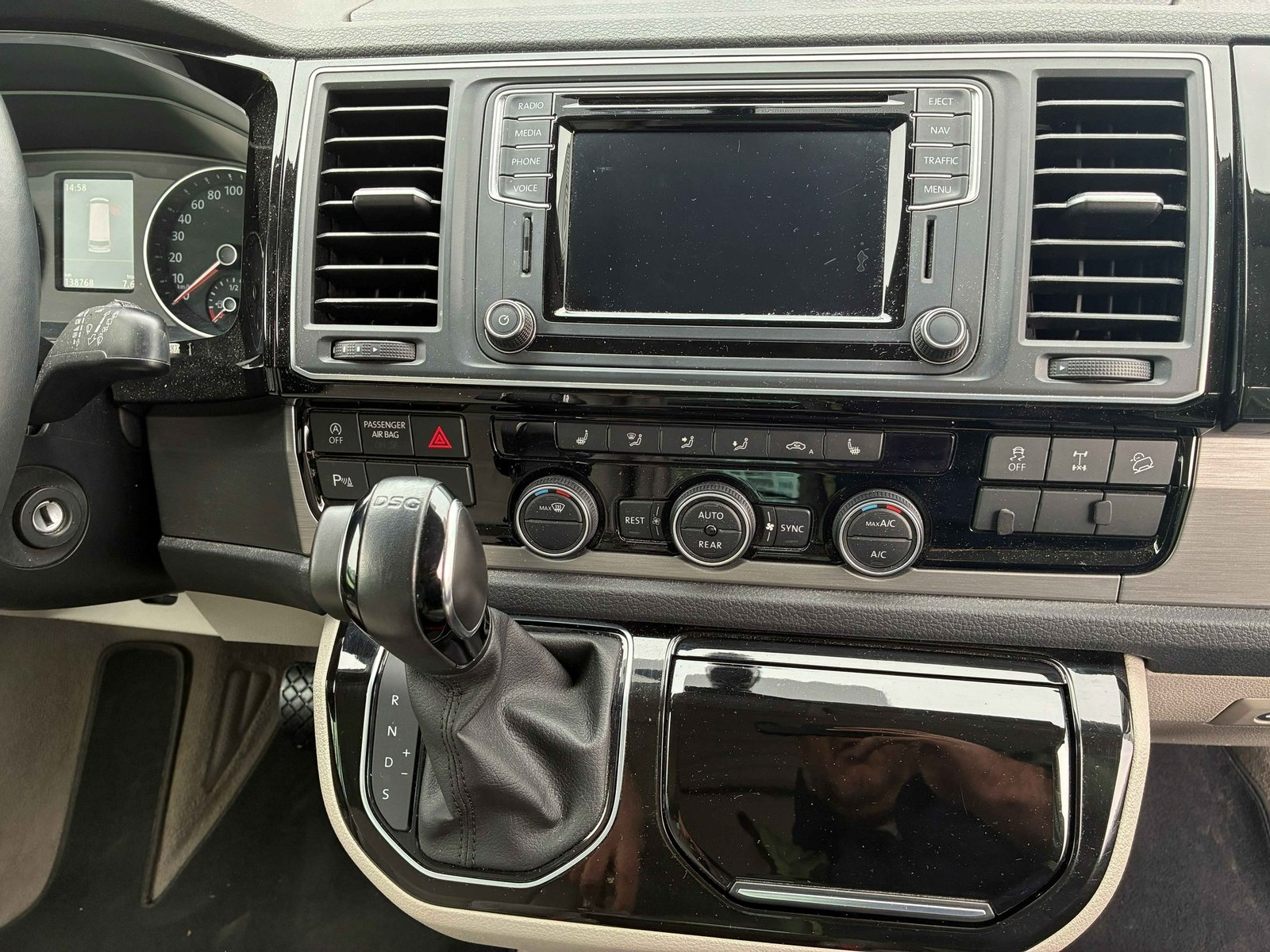 VW T6 California 3000 2.0 TDI 150 Ocean BLUE DSG 4m, Diesel, Occasion / Gebraucht, Automatik - 5