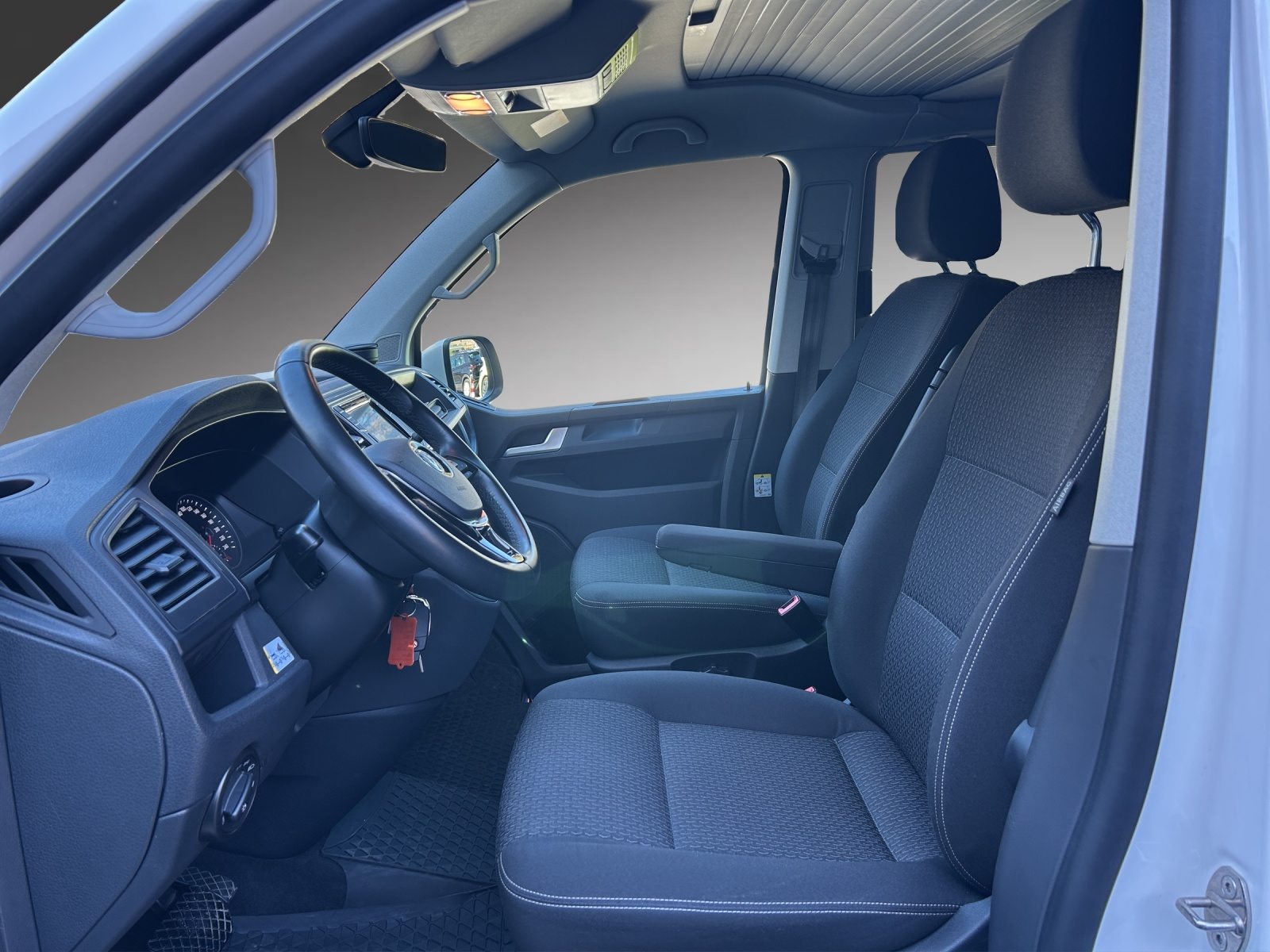 VW T6 California Beach Liberty, Diesel, Second hand / Used, Automatic - 6