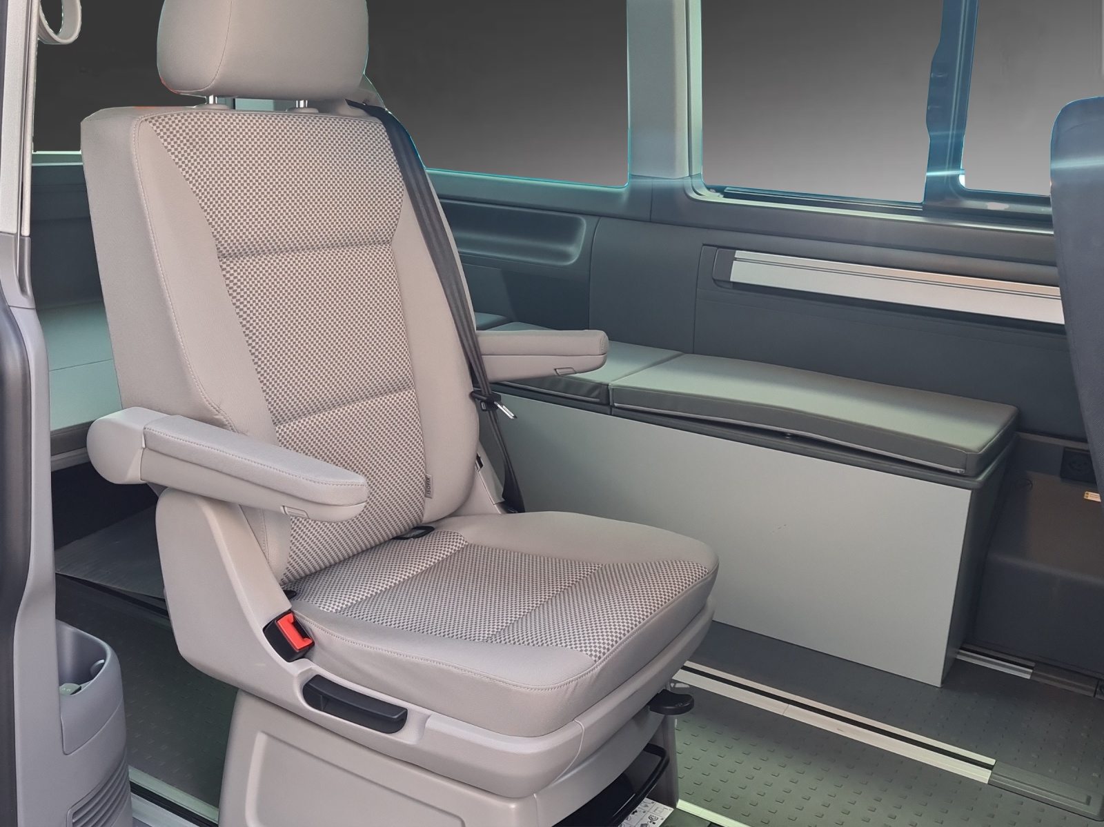 VW California 6.1 Beach Edition Spirit, Diesel, Occasion / Utilisé, Manuelle - 7