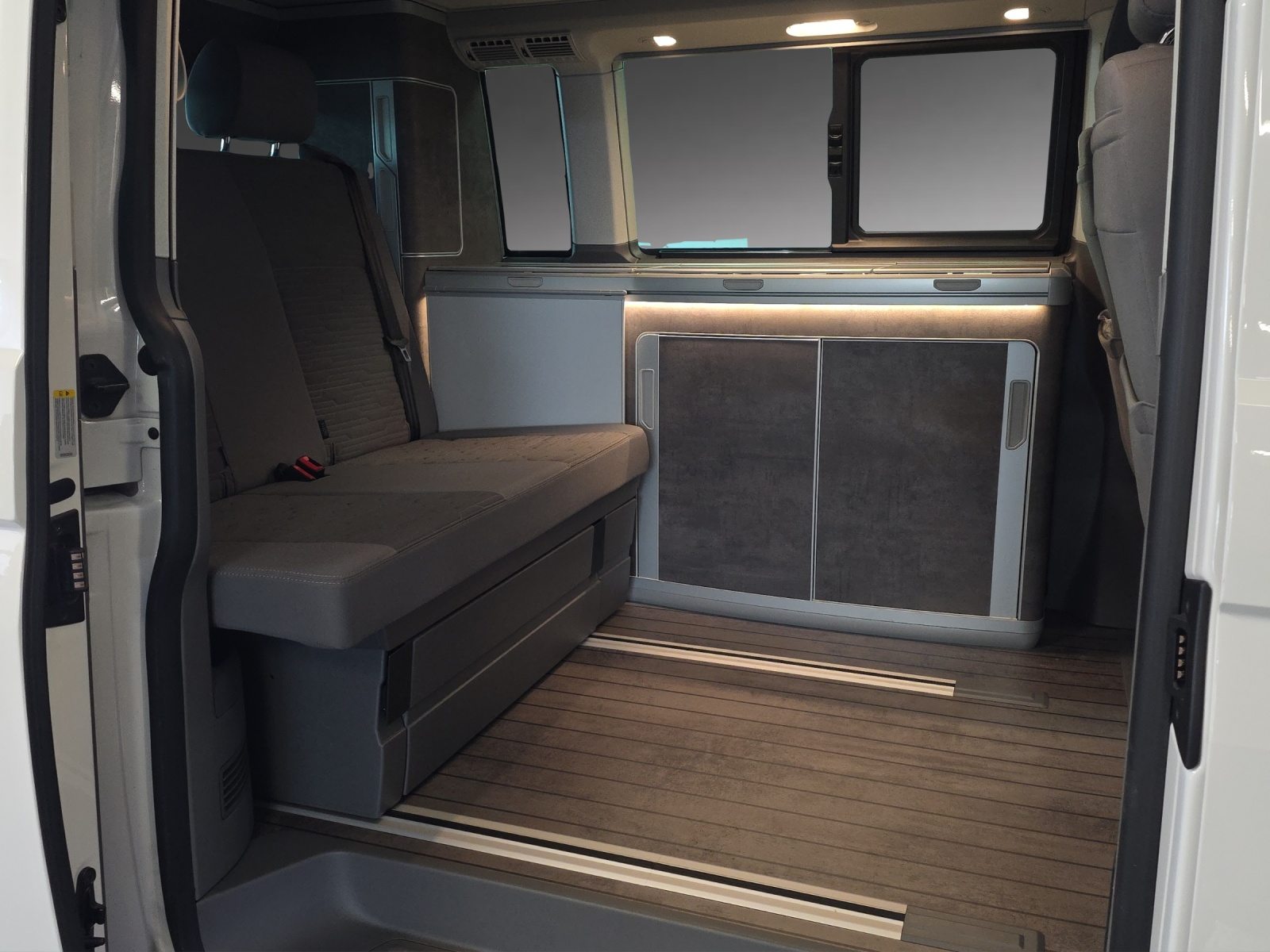 VW California 6.1 Ocean Liberty, Diesel, Occasion / Gebraucht, Automatik - 7