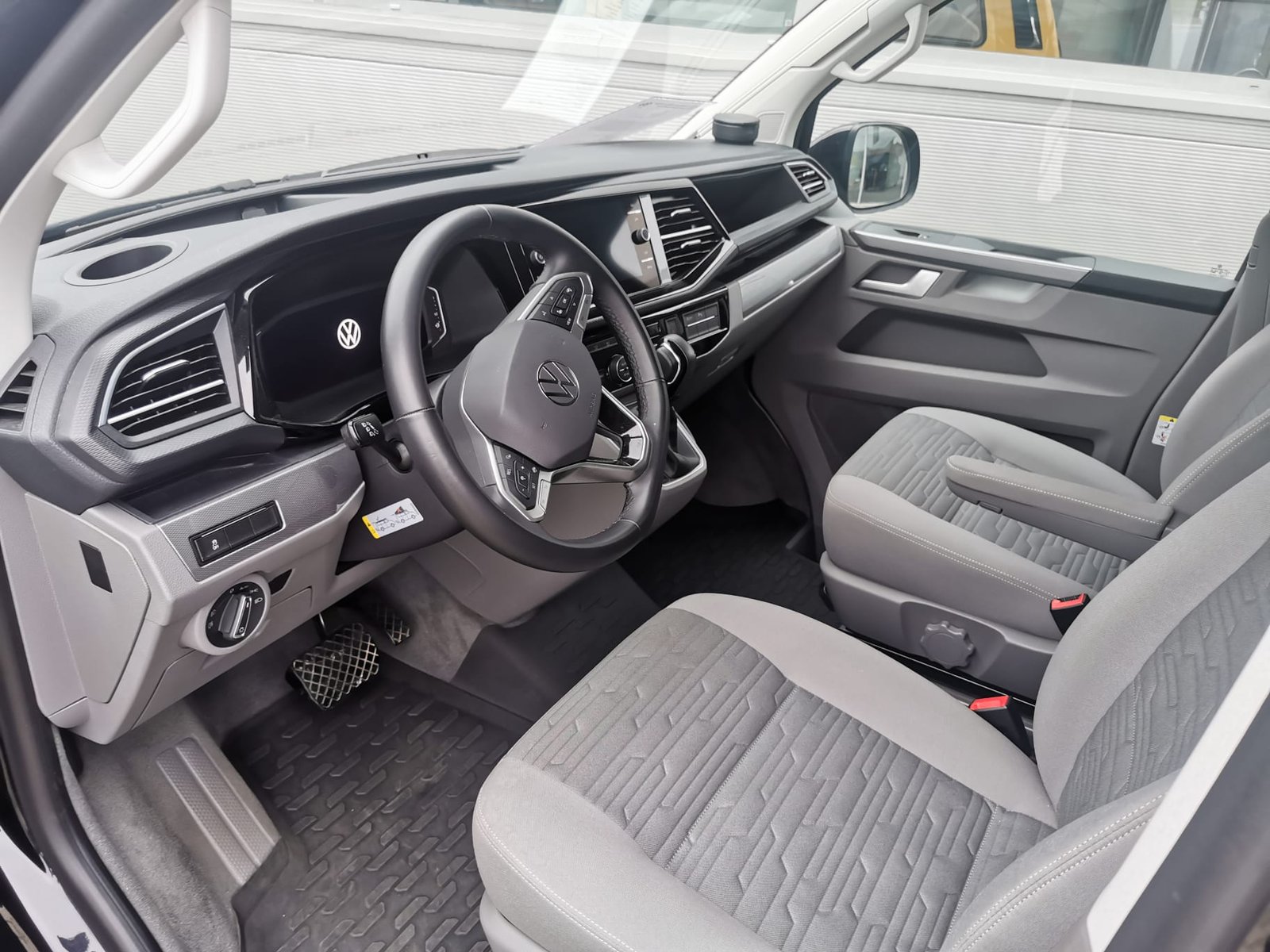VW T6.1 California 3000 2.0 TDI 150 Ocean Liberty DSG 4m, Diesel, Occasion / Gebraucht, Automatik - 7