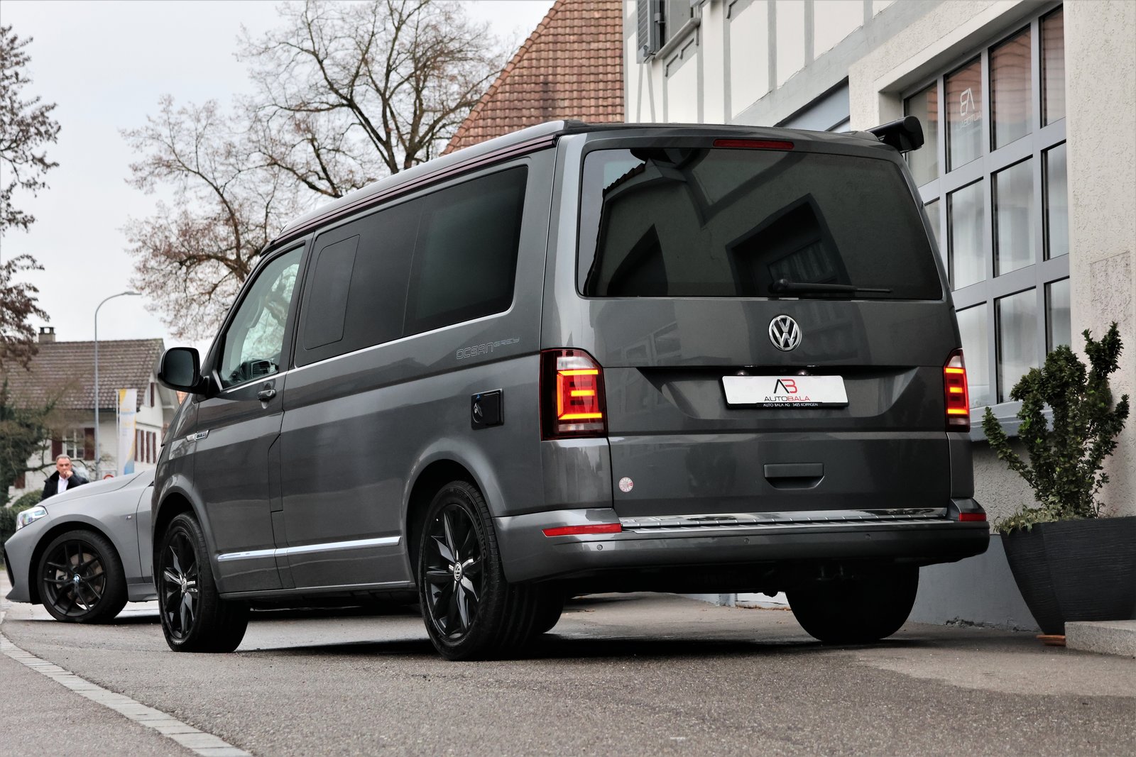 VW T6 California 2.0 Bi-TDI Ocean GREY 4Motion DSG (CH) + 2.5T , Diesel, Second hand / Used, Automatic - 3