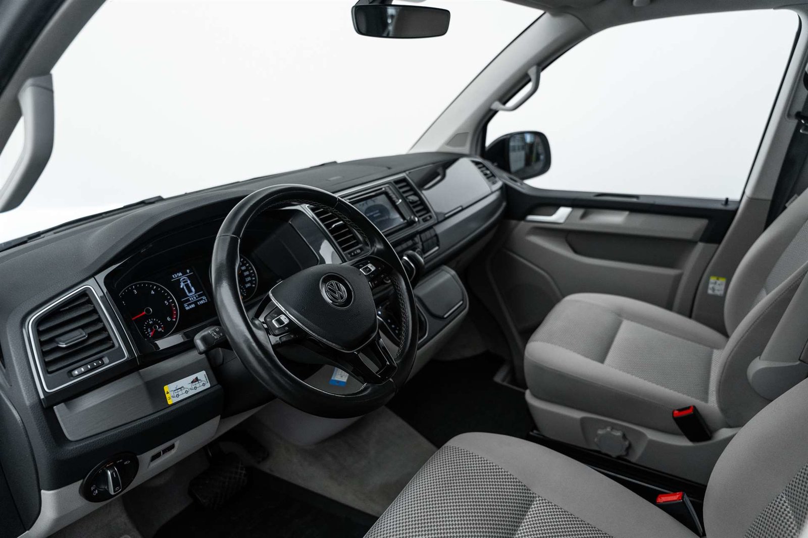 VW T6 California 2.0 TDI Beach Edition, Diesel, Occasion / Utilisé, Automatique - 6