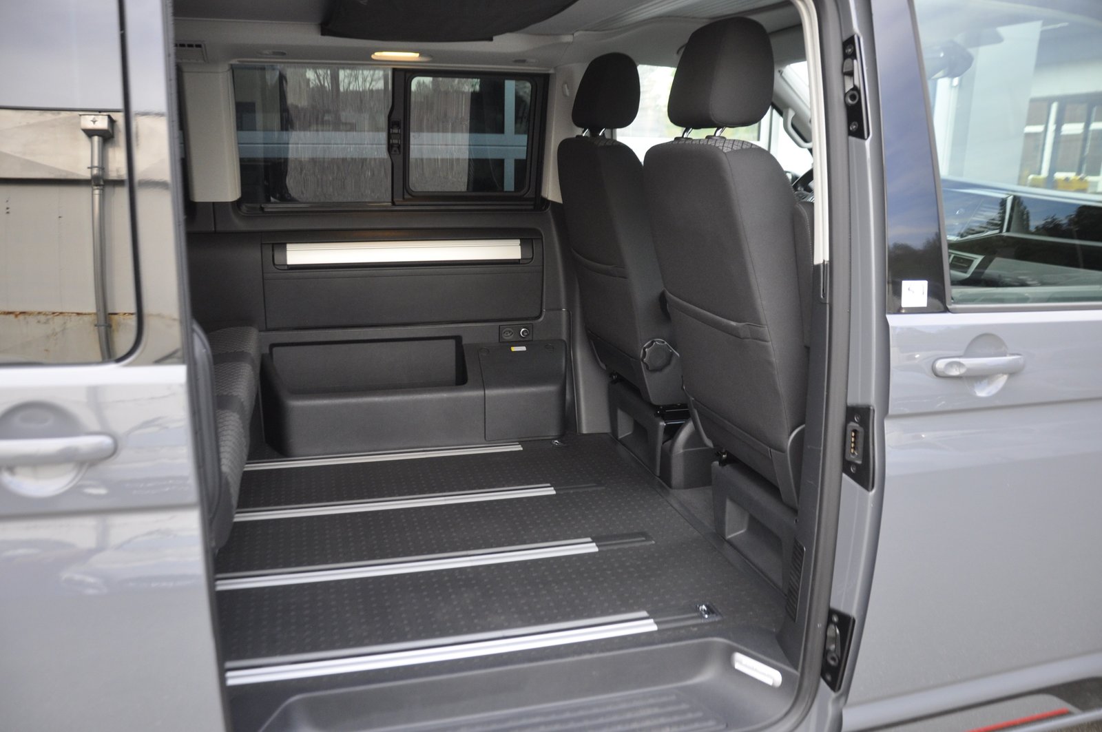 VW T6.1 California 2.0 TDI Beach Edition Spirit 4Motion DSG, Diesel, Occasioni / Usate, Automatico - 7