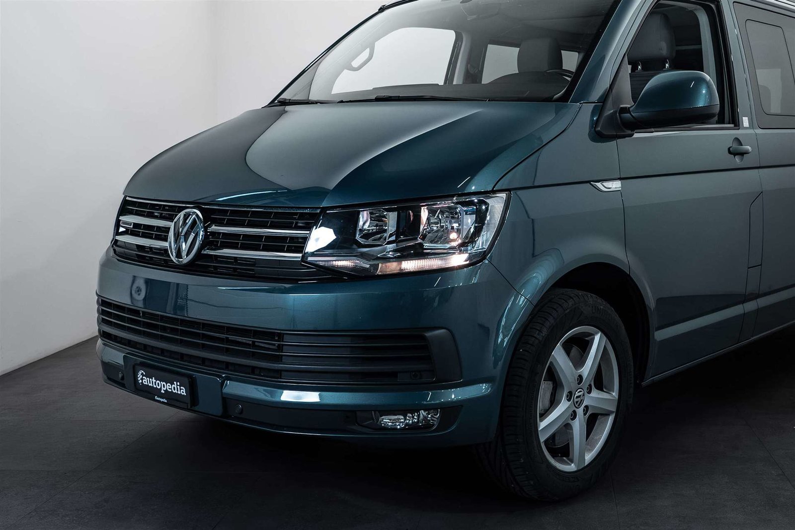 VW T6 California 2.0 TDI Ocean 4Motion, Diesel, Second hand / Used, Manual - 2
