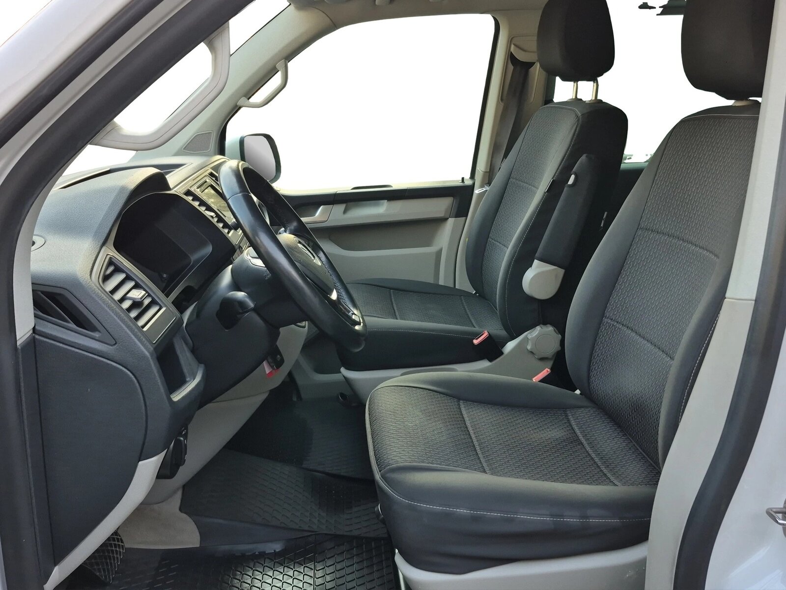 VW T6 California 2.0 TDI Beach DSG Anhängerkupplung, Diesel, Occasion / Utilisé, Automatique - 7