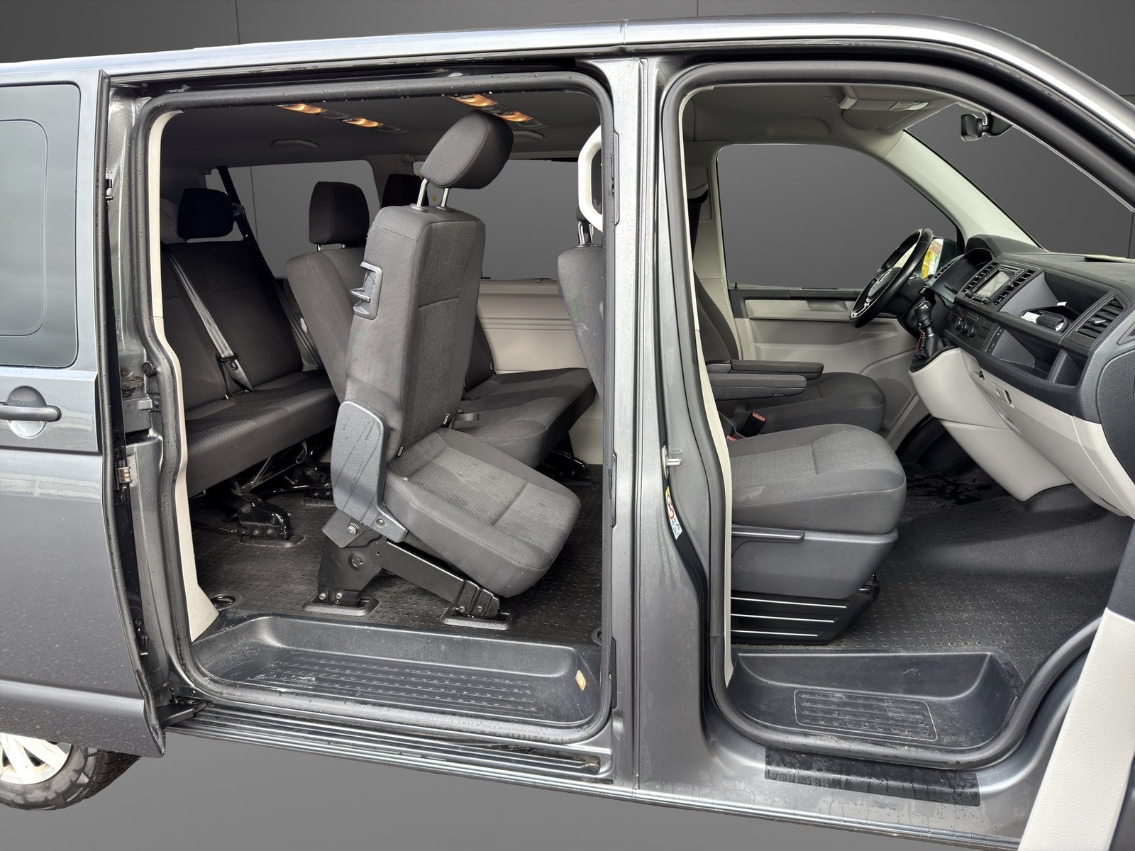 VW T6 Caravelle 2.0 TDI Trendline Liberty 4Motion, Diesel, Occasion / Gebraucht, Handschaltung - 7