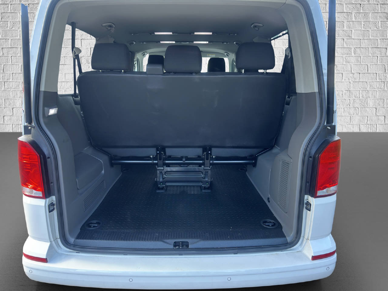 VW T6.1 Caravelle 3000 2.0 TDI 150 Comfortline DSG 4m, Diesel, Occasioni / Usate, Automatico - 7