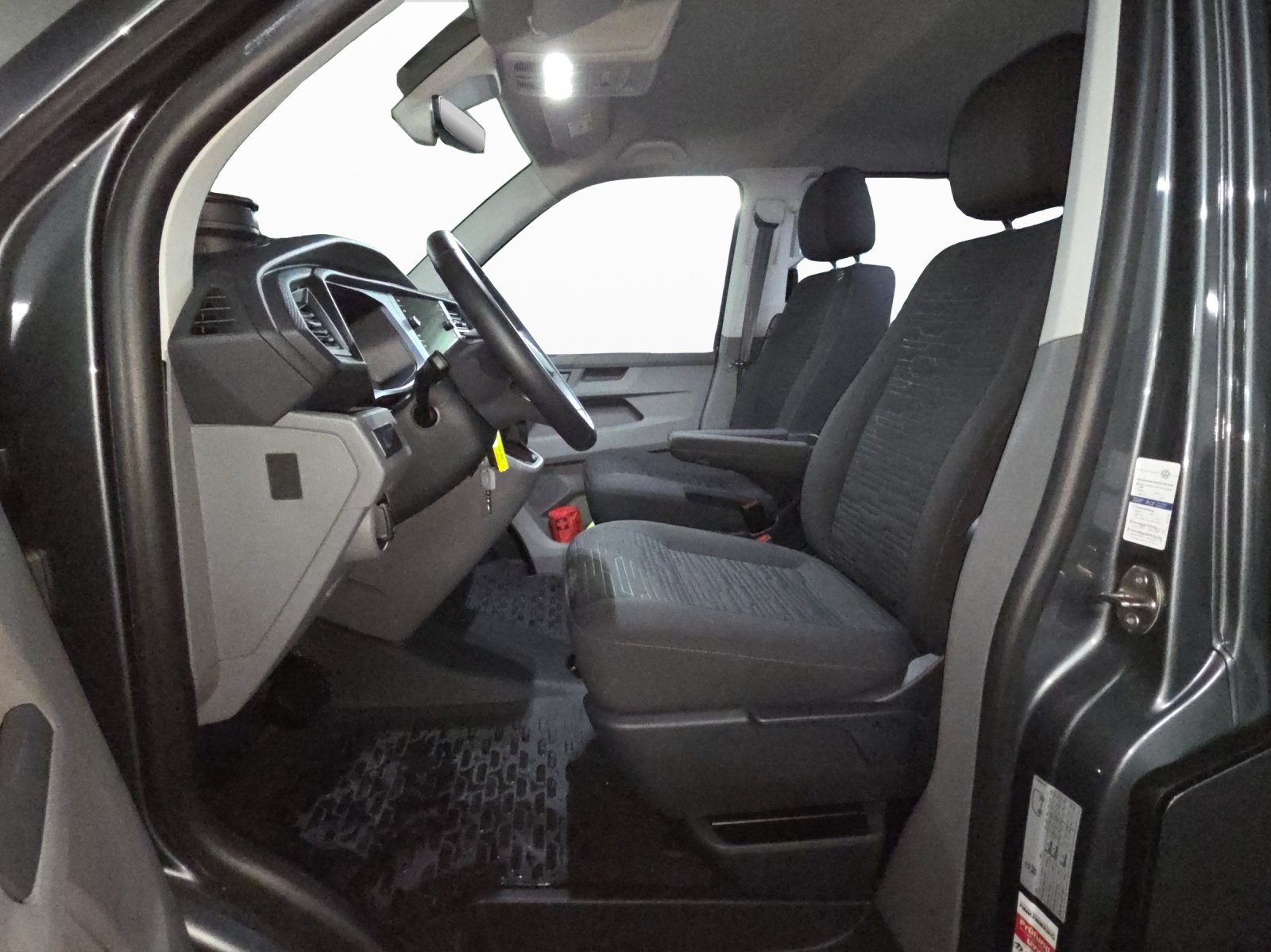 VW T6.1 Caravelle 2.0 TDI Comfortline 4Motion DSG LWB, Diesel, Occasion / Utilisé, Automatique - 5
