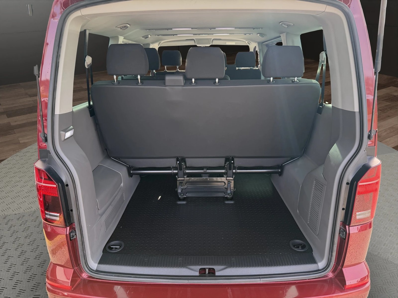VW T6.1 Caravelle 2.0 Bi-TDI Trendline 4Motion DSG, Diesel, Occasion / Utilisé, Automatique - 3