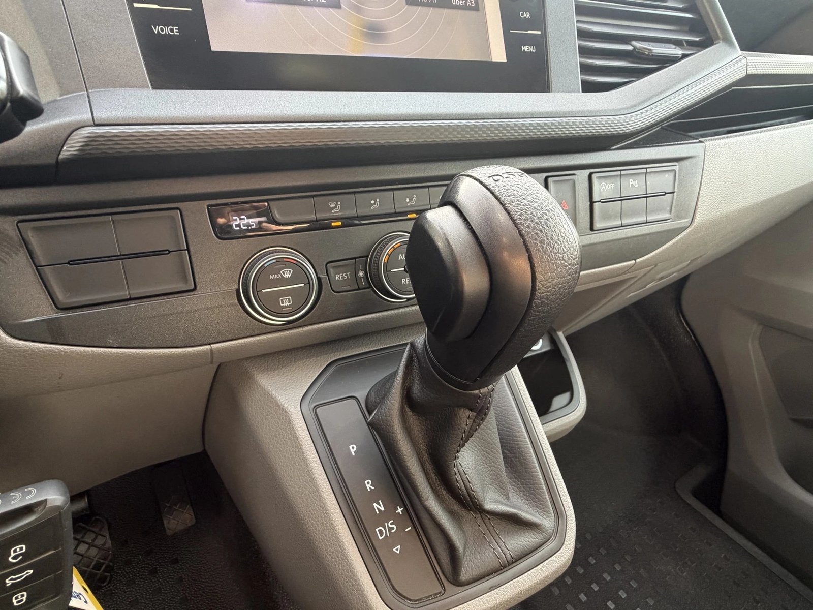 VW T6.1 Caravelle 2.0 Bi-TDI Trendline 4Motion DSG, Diesel, Occasion / Utilisé, Automatique - 4