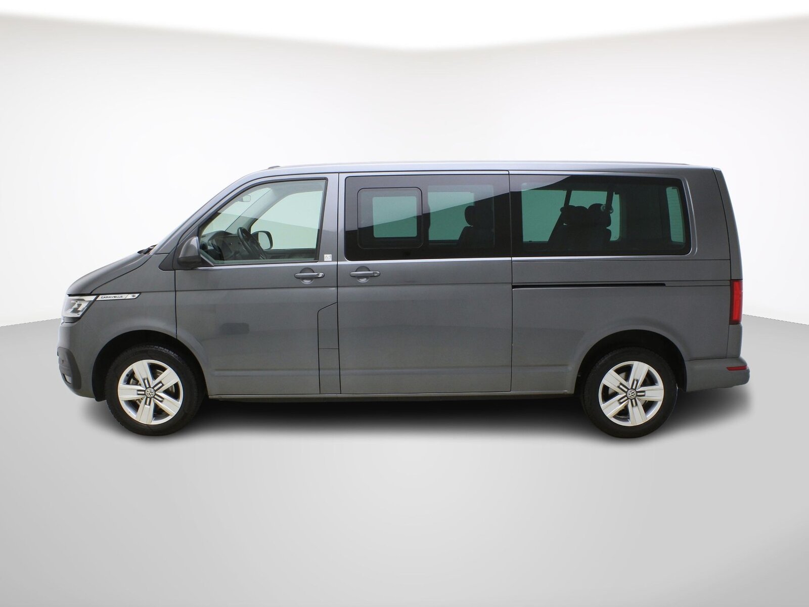 VW T6.1 Caravelle 3400 2.0 TDI DSG Comfortline Liberty, Diesel, Second hand / Used, Automatic - 3