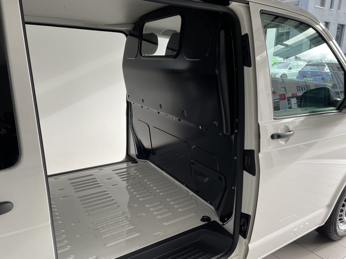 VW Transporter 6.1 Kastenwagen Entry RS 3000 mm, Diesel, Second hand / Used, Manual - 7