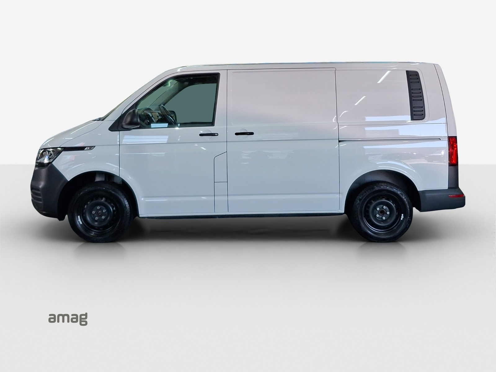 VW Transporter 6.1 Kastenwagen RS 3000 mm, Diesel, Second hand / Used, Automatic - 2