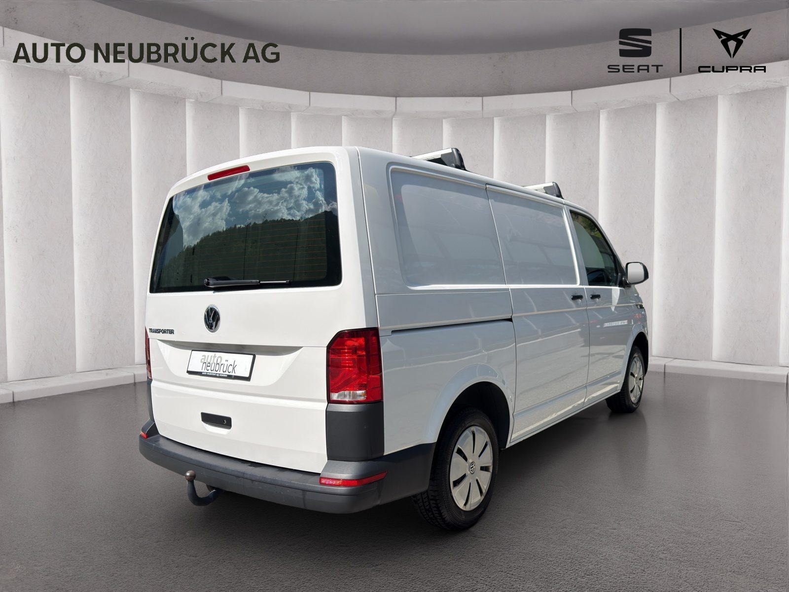VW Transporter 6.1 Kastenwagen Entry RS 3000 mm, Diesel, Second hand / Used, Manual - 4