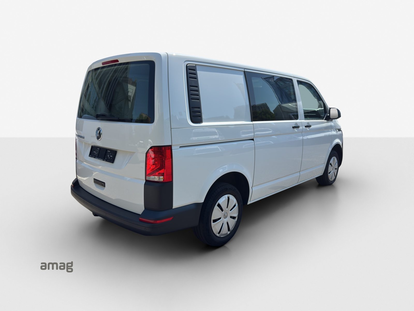 VW Transporter 6.1 Kastenwagen RS 3000 mm, Diesel, Second hand / Used, Manual - 5