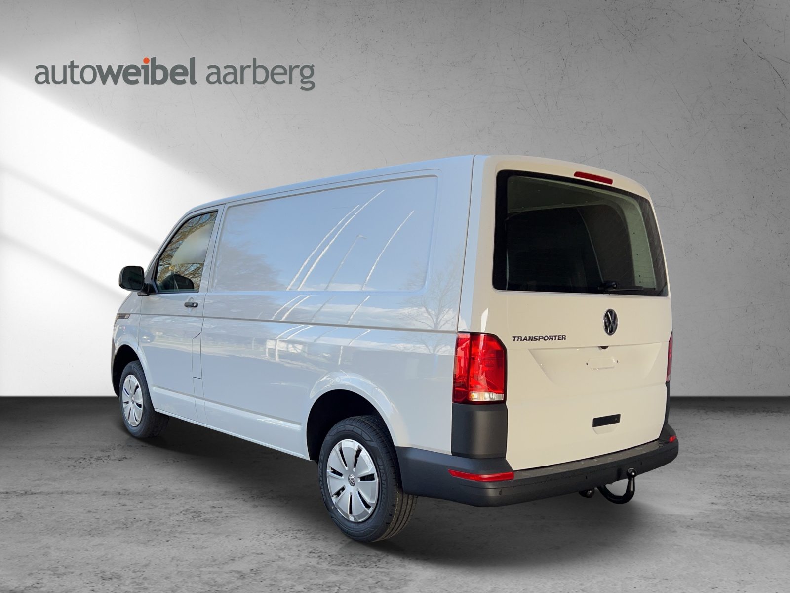 VW Transporter 6.1 Kastenwagen Entry RS 3000 mm, Diesel, Ex-demonstrator, Manual - 4