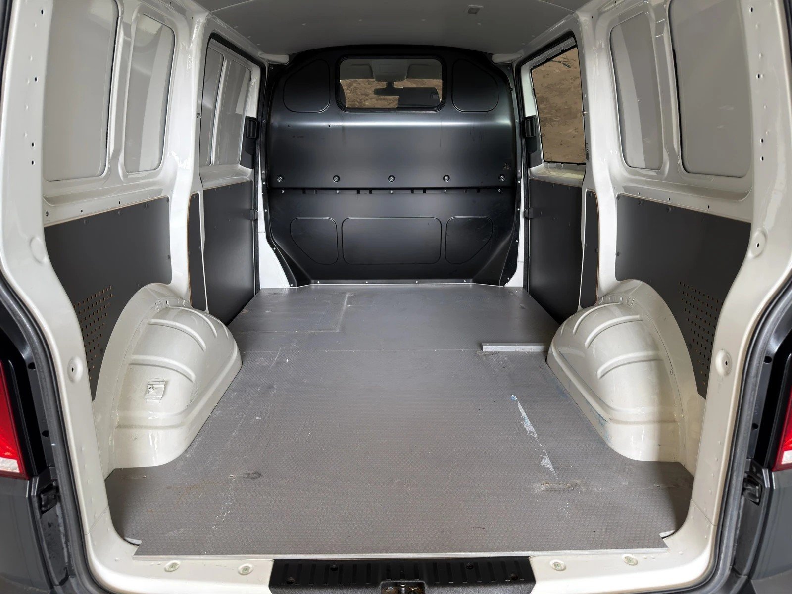 VW T6 Kaw. 3000 2.0 TDI 150 DSG, 150 PS, Diesel, Occasion / Gebraucht, Automatik - 7
