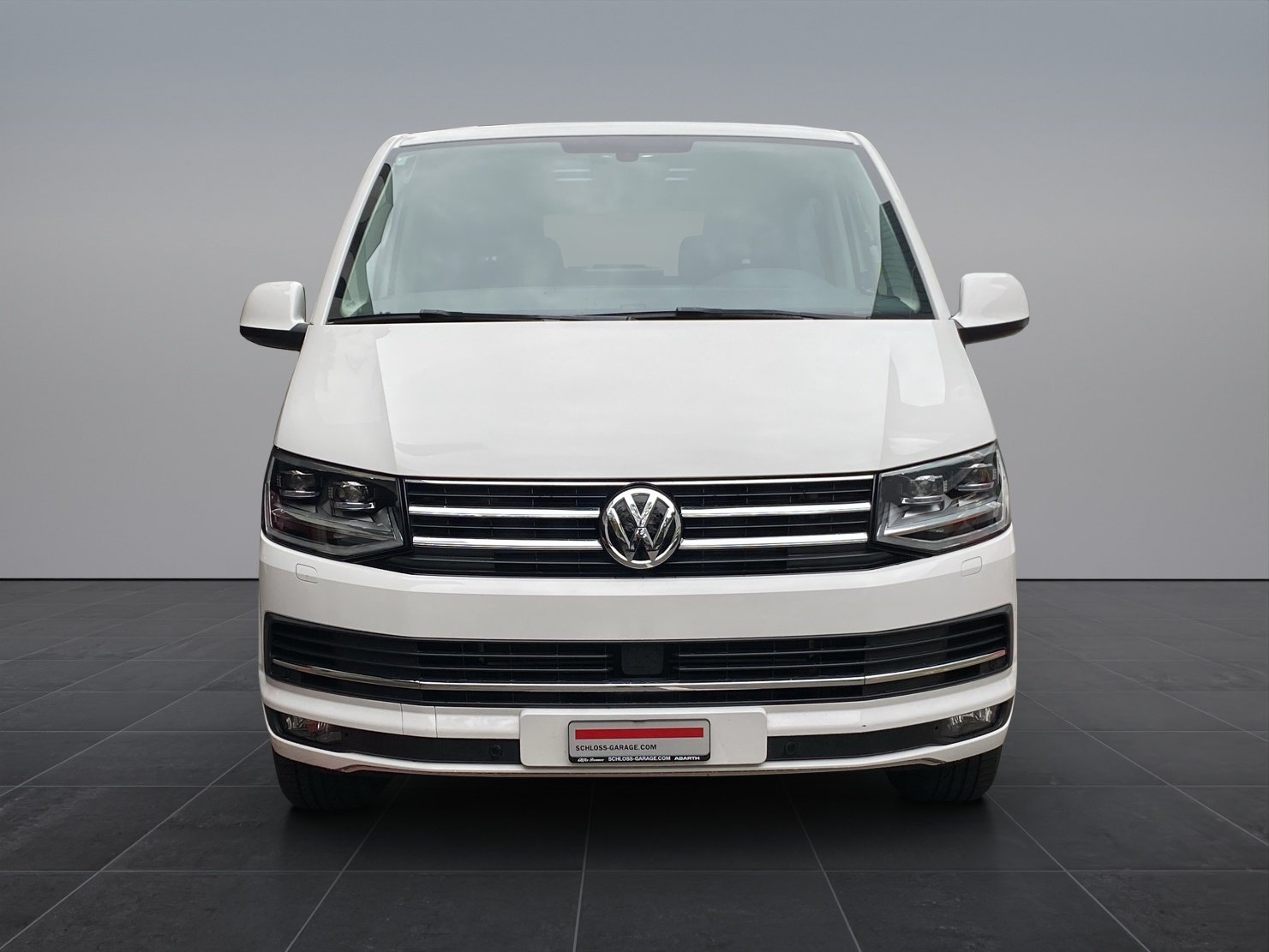 VW T6 Multivan 2.0 TDI, Diesel, Second hand / Used, Automatic - 2