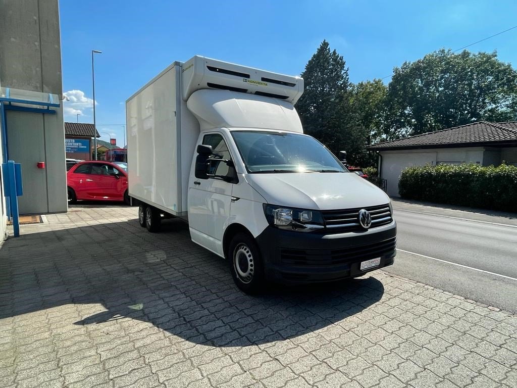 VW T6 2.0 TDI DSG, Diesel, Second hand / Used, Automatic - 2