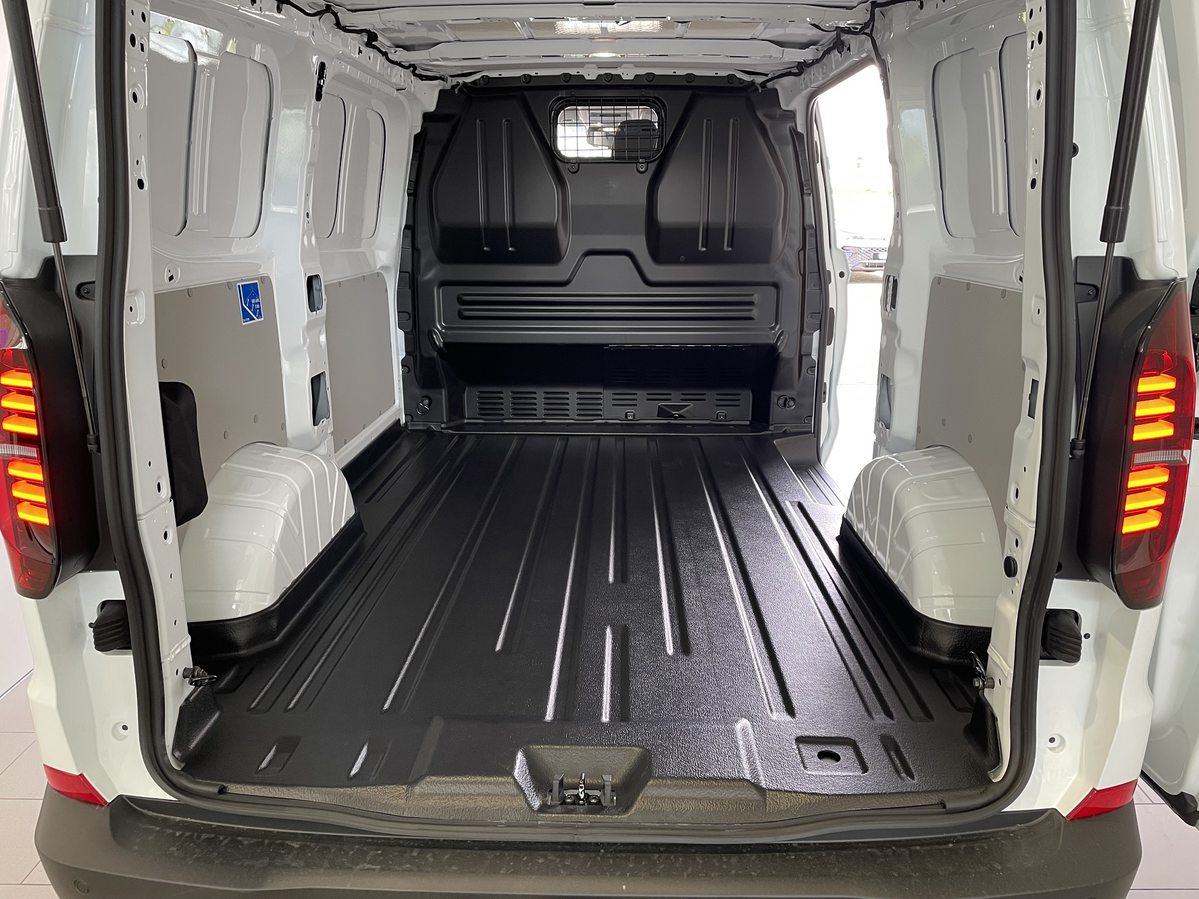 VW Transporter Kastenwagen BEV RS 3100mm, Elettrica, Occasioni / Usate, Automatico - 7