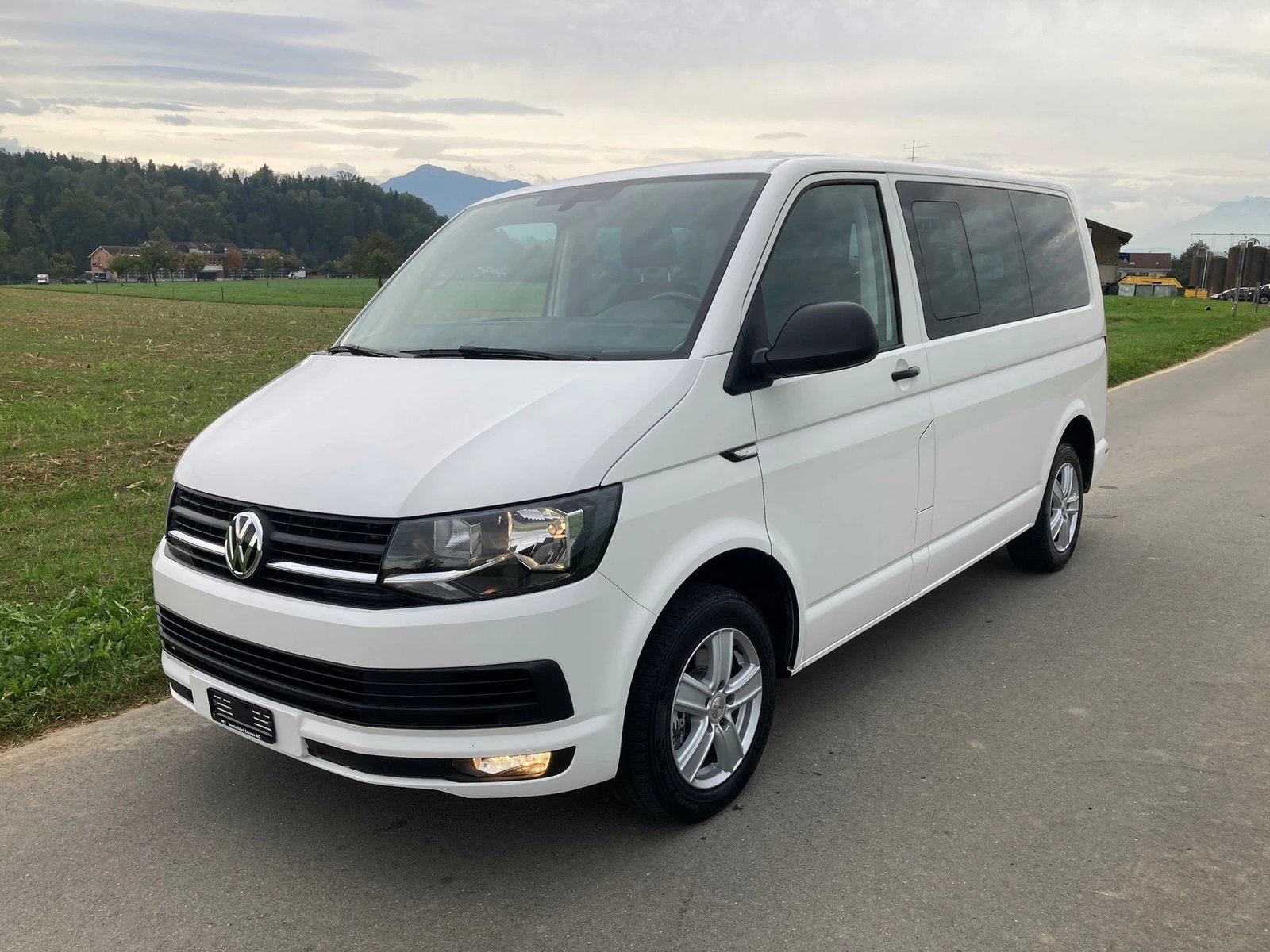 VW T6 Multivan 2.0 TDI Trendline Liberty DSG 7 Sitzer