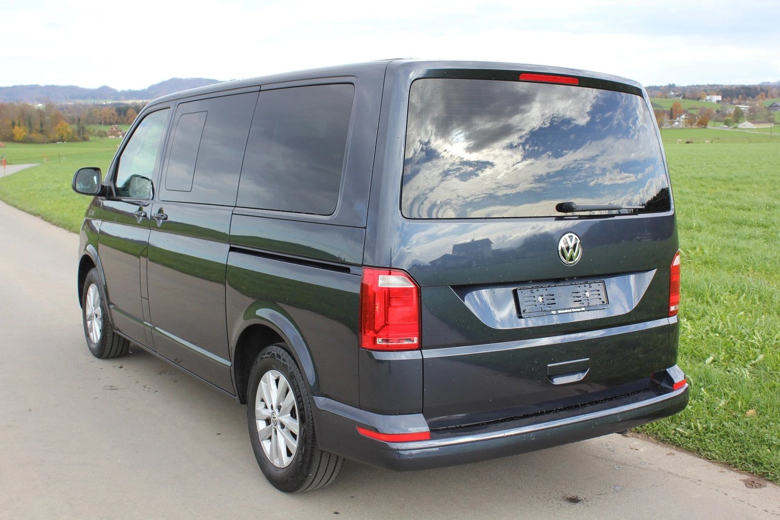 VW T6 Multivan 2.0 TDI Comfortline DSG mit Standheizung, Diesel, Occasion / Gebraucht, Automatik - 4