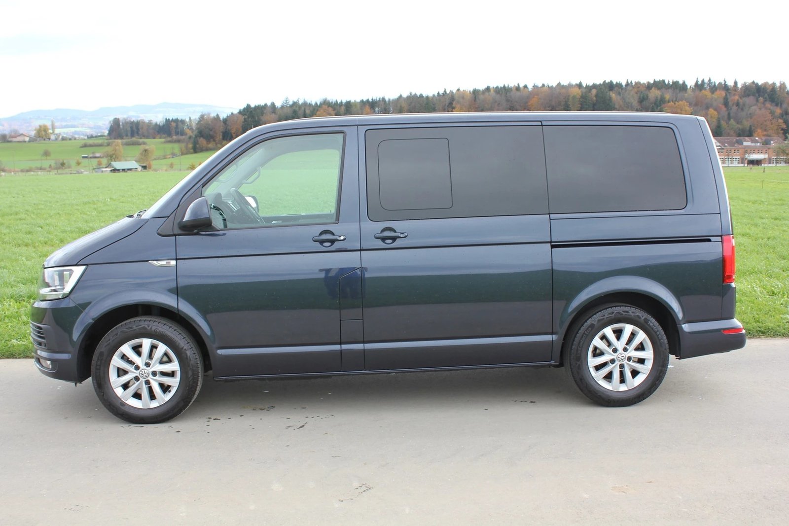 VW T6 Multivan 2.0 TDI Comfortline DSG mit Standheizung, Diesel, Occasion / Gebraucht, Automatik - 5