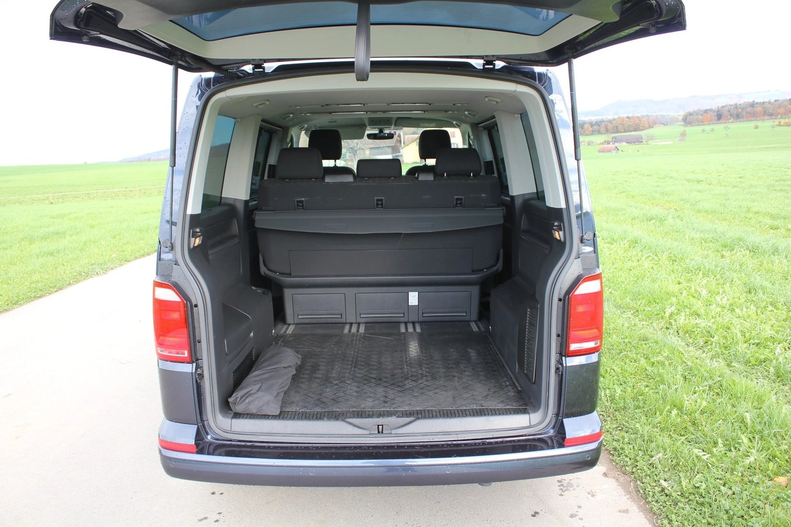 VW T6 Multivan 2.0 TDI Comfortline DSG mit Standheizung, Diesel, Occasion / Gebraucht, Automatik - 6