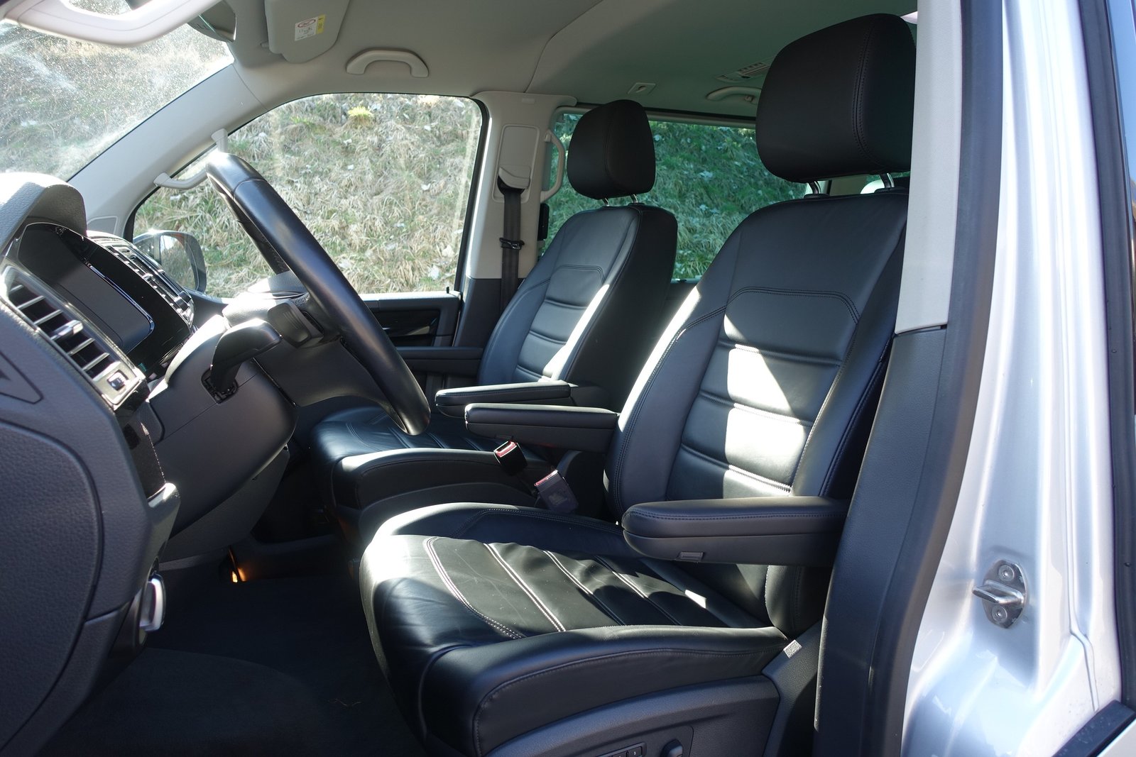 VW T6 Multivan 2.0 Bi-TDI Highline Liberty 4Mot. DSG, Diesel, Second hand / Used, Automatic - 5