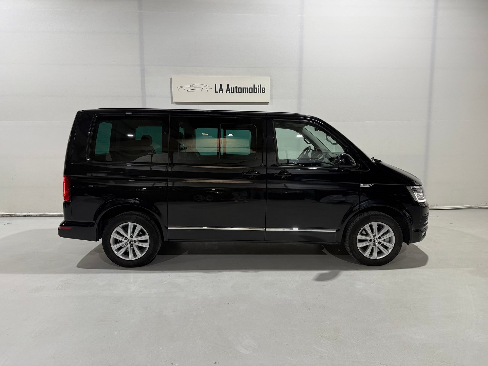 VW T6 Multivan 2.0 Bi-TDI Highline Liberty 4Mot. DSG (CH Fah, Diesel, Second hand / Used, Automatic - 7