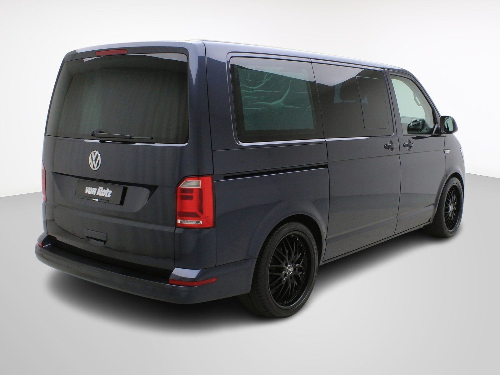 VW T6 Multivan 2.0 TDI Comfortline, Diesel, Second hand / Used, Manual - 5