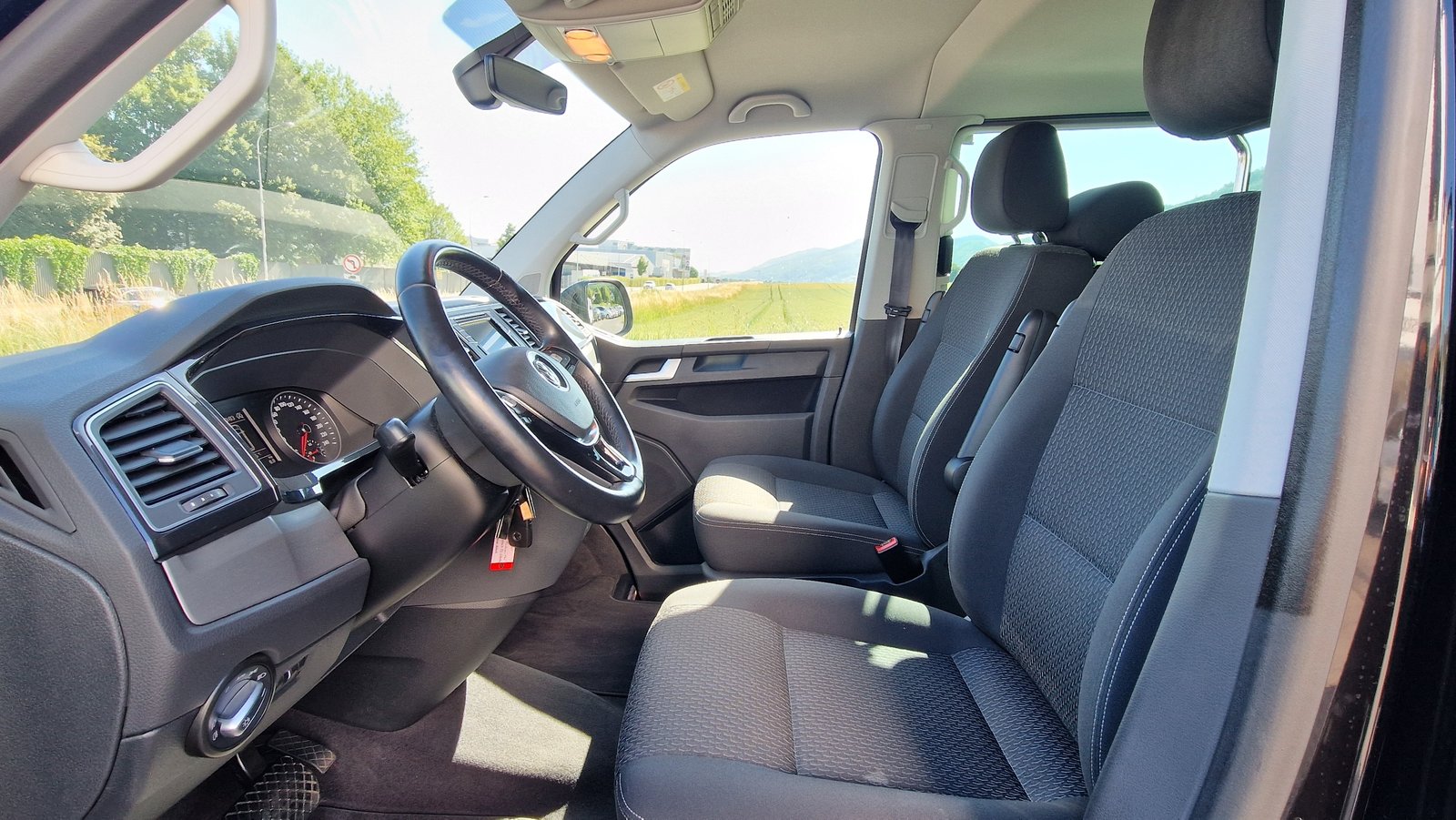 VW T6 Multivan 2.0 TDI Trendline Liberty DSG, Diesel, Second hand / Used, Automatic - 7