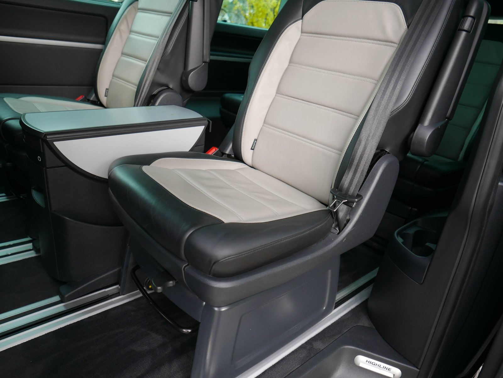 VW T6 Multivan 2.0 Bi-TDI Highline Liberty 4Mot. DSG, Diesel, Occasion / Gebraucht, Automatik - 5