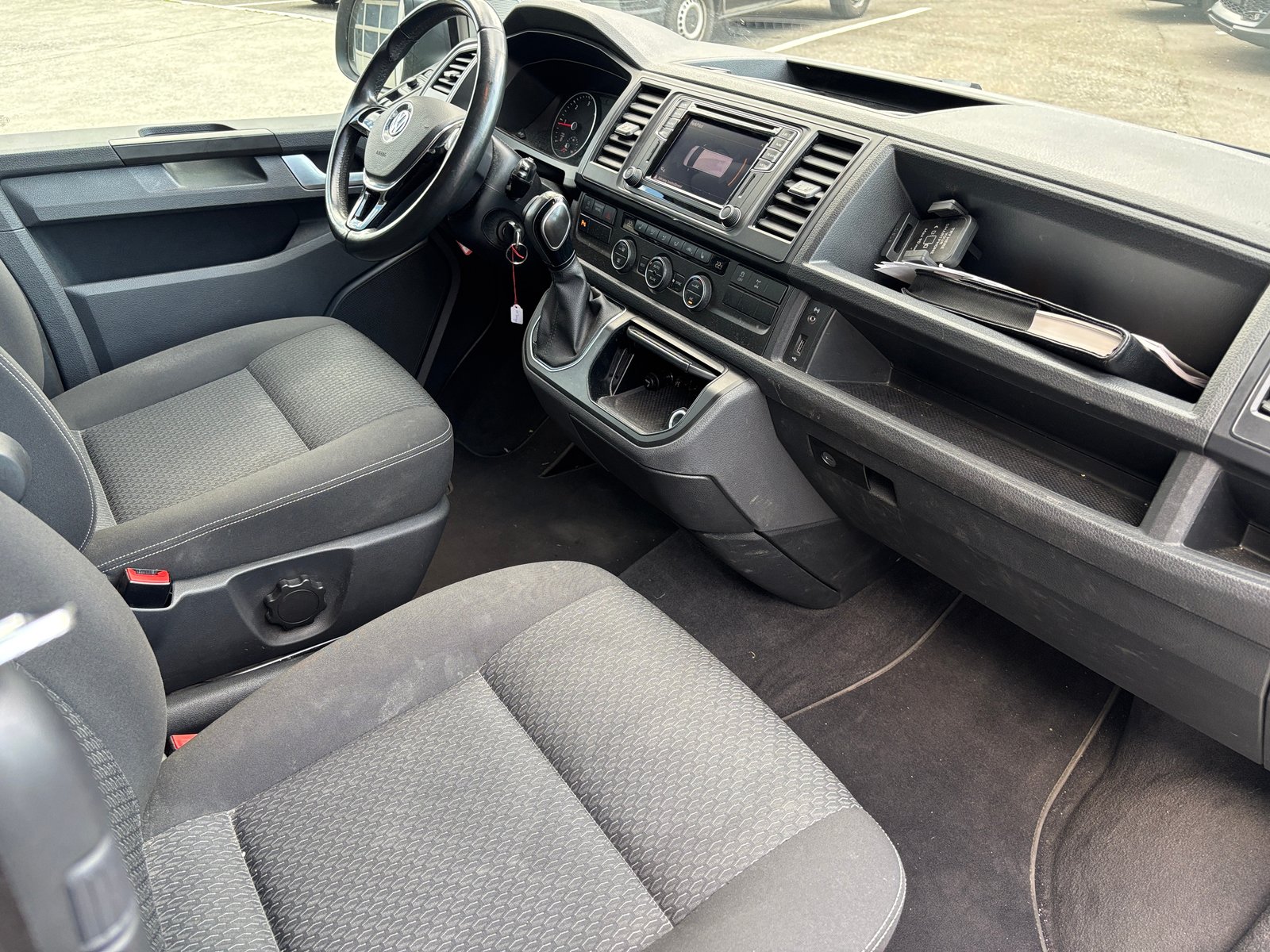 VW T6 Multivan 2.0 TDI Trendline 4Motion DSG, Diesel, Occasion / Utilisé, Automatique - 6