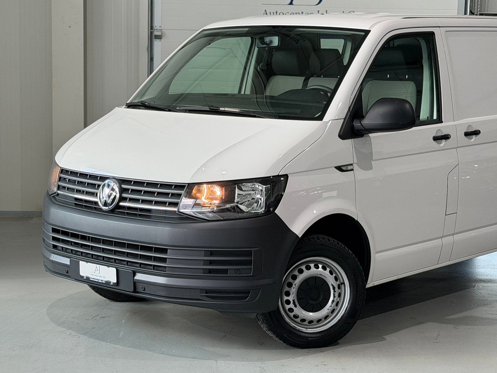 VW T6 2.0 TDI Euro 6 CH) AHK 2.2T / 2 Schiebetüren / erh. G, Diesel, Occasion / Gebraucht, Handschaltung - 2